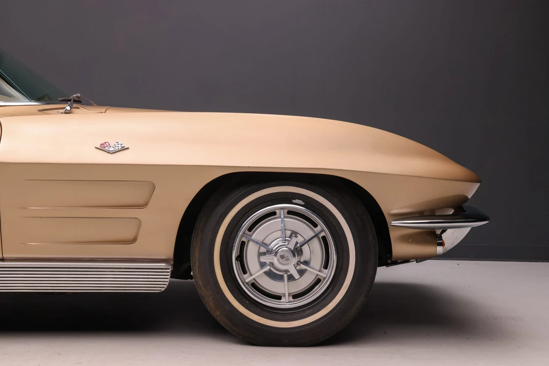 1963 Chevrolet Corvette C2 - Image 27 of 31