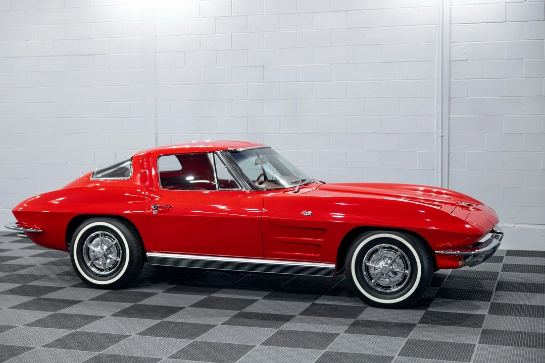 1963 Chevrolet Corvette C2 - Image 18 of 31
