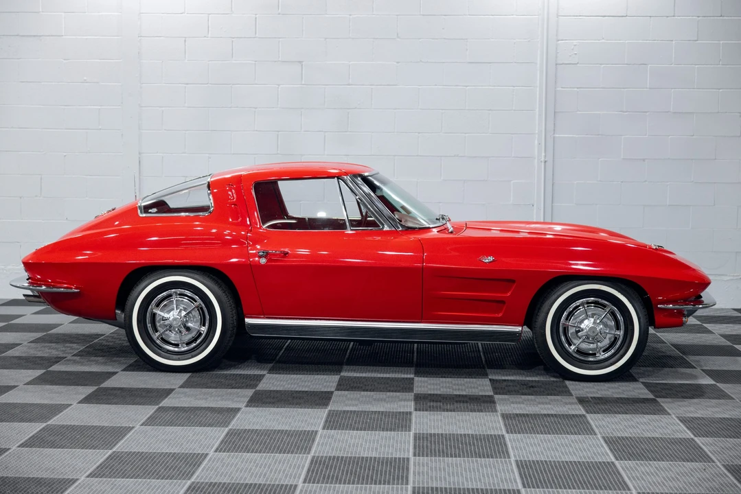 1963 Chevrolet Corvette C2 - Image 20 of 31