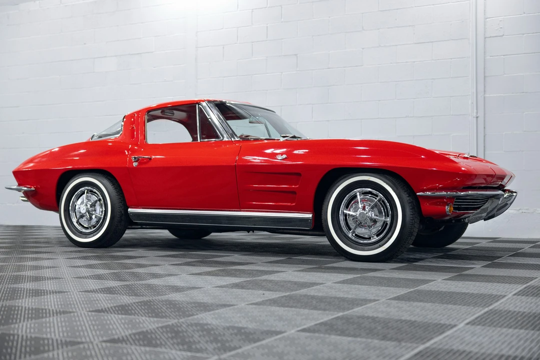1963 Chevrolet Corvette C2 - Image 19 of 31