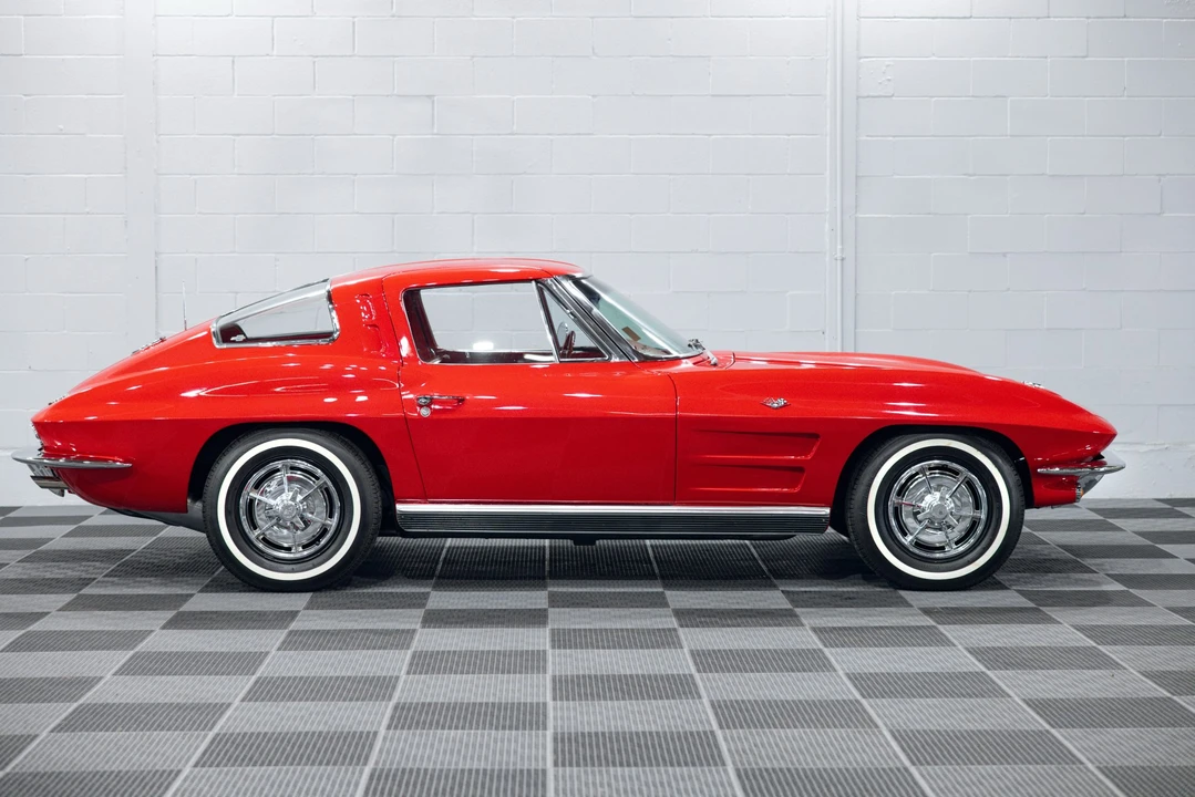 1963 Chevrolet Corvette C2 - Image 22 of 31