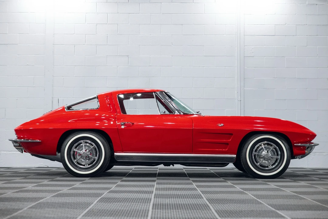 1963 Chevrolet Corvette C2 - Image 23 of 31