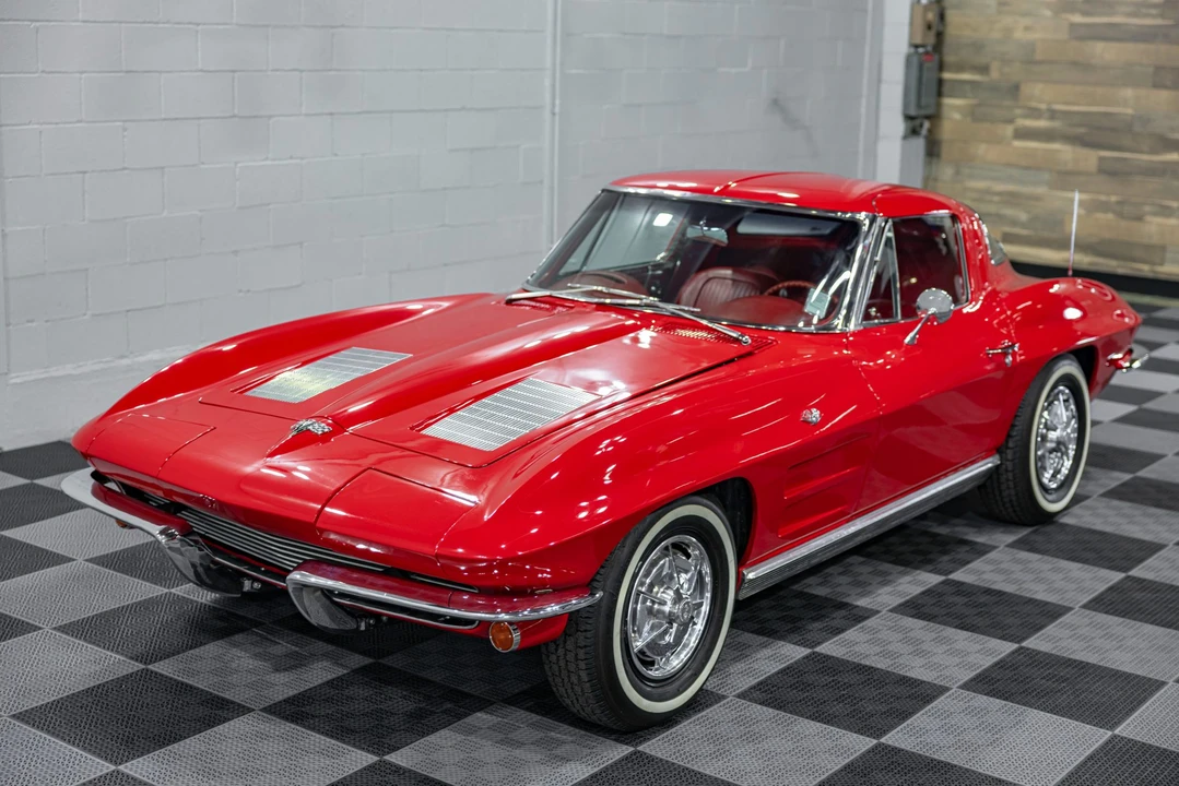 1963 Chevrolet Corvette C2 - Image 6 of 31