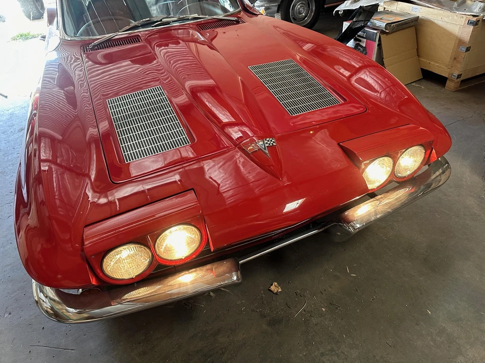 1963 Chevrolet Corvette C2 - Image 25 of 31