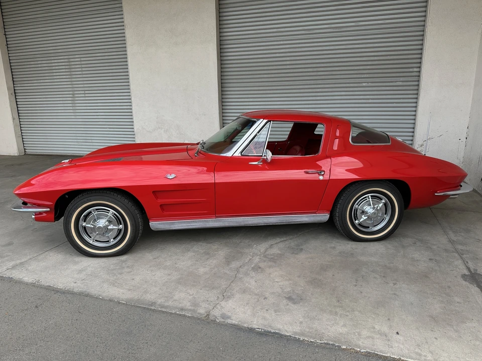 1963 Chevrolet Corvette C2 - Image 13 of 31