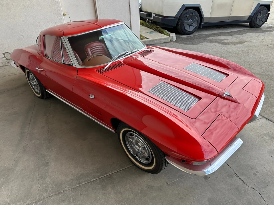 1963 Chevrolet Corvette C2 - Image 2 of 31