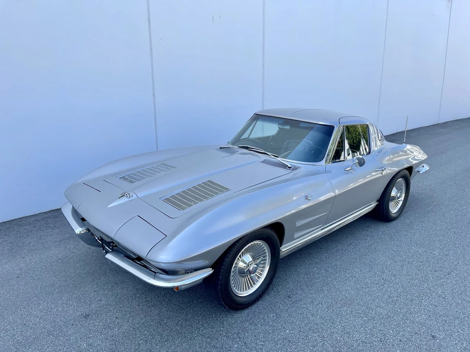 1963 Chevrolet Corvette C2 - Image 12 of 31