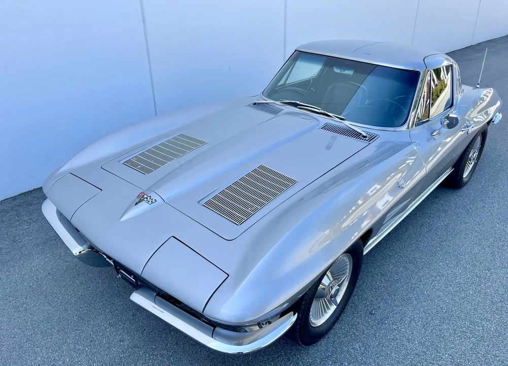 1963 Chevrolet Corvette C2 - Image 13 of 31