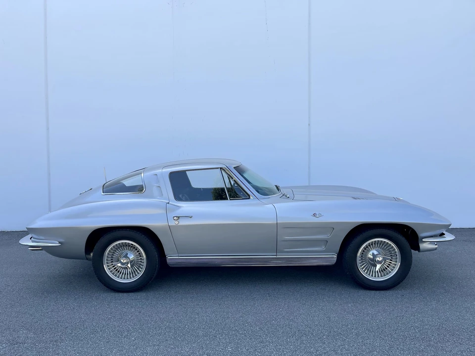 1963 Chevrolet Corvette C2 - Image 7 of 31