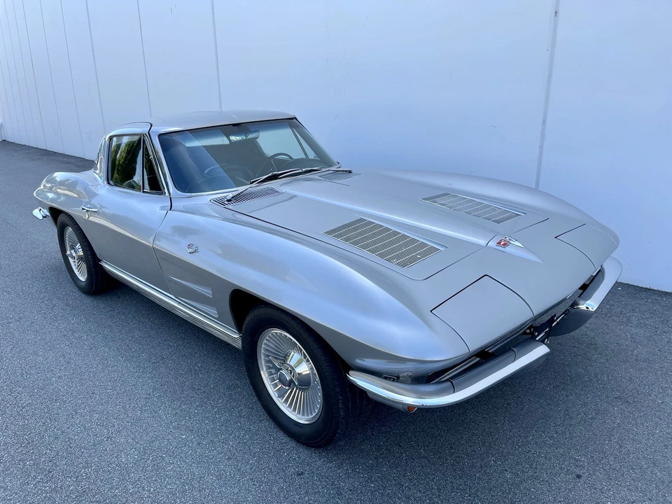 1963 Chevrolet Corvette C2 - Image 4 of 31