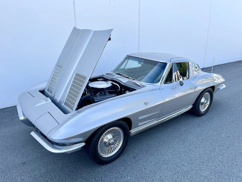 1963 Chevrolet Corvette C2 - Image 18 of 31