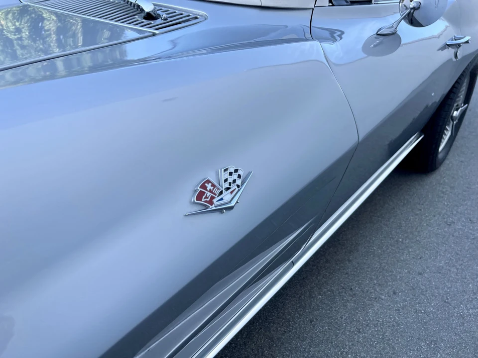 1963 Chevrolet Corvette C2 - Image 19 of 31