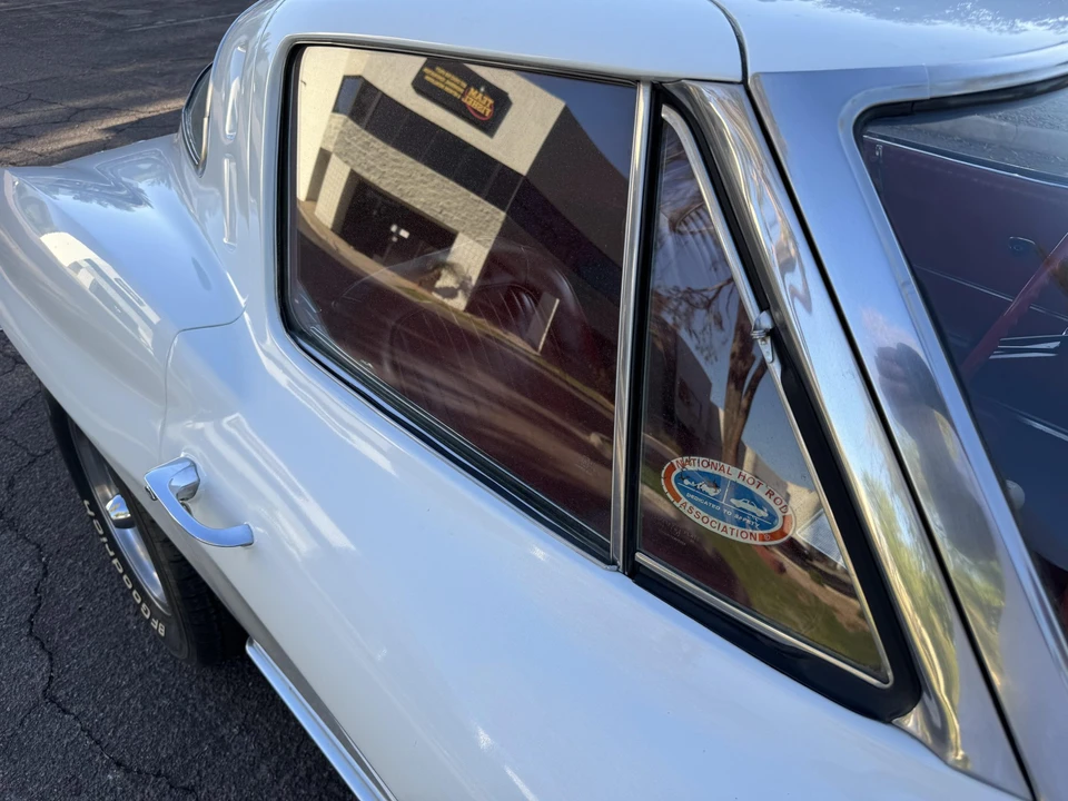 1963 Chevrolet Corvette C2 - Image 30 of 31