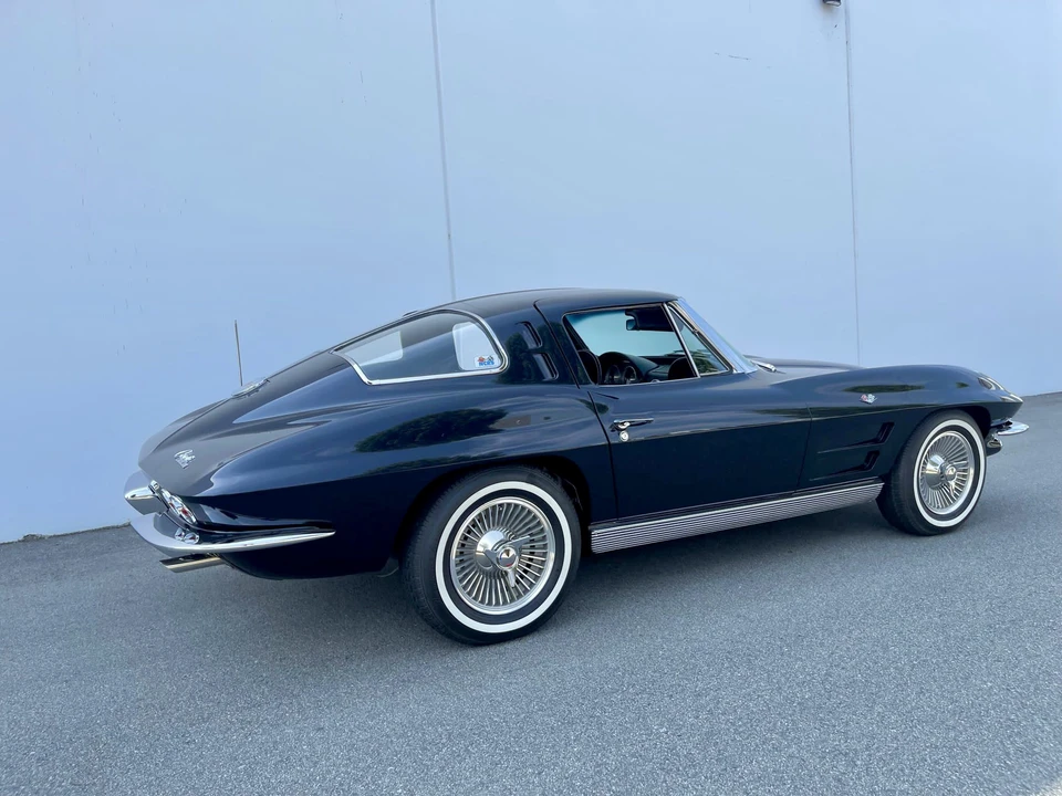 1963 Chevrolet Corvette C2 - Image 19 of 31