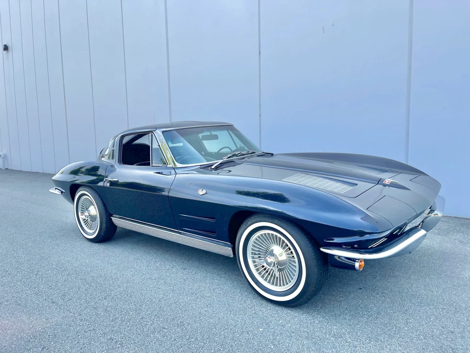 1963 Chevrolet Corvette C2 - Image 22 of 31