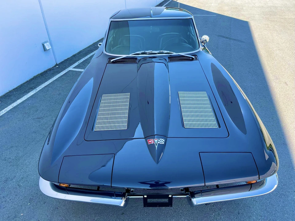 1963 Chevrolet Corvette C2 - Image 30 of 31