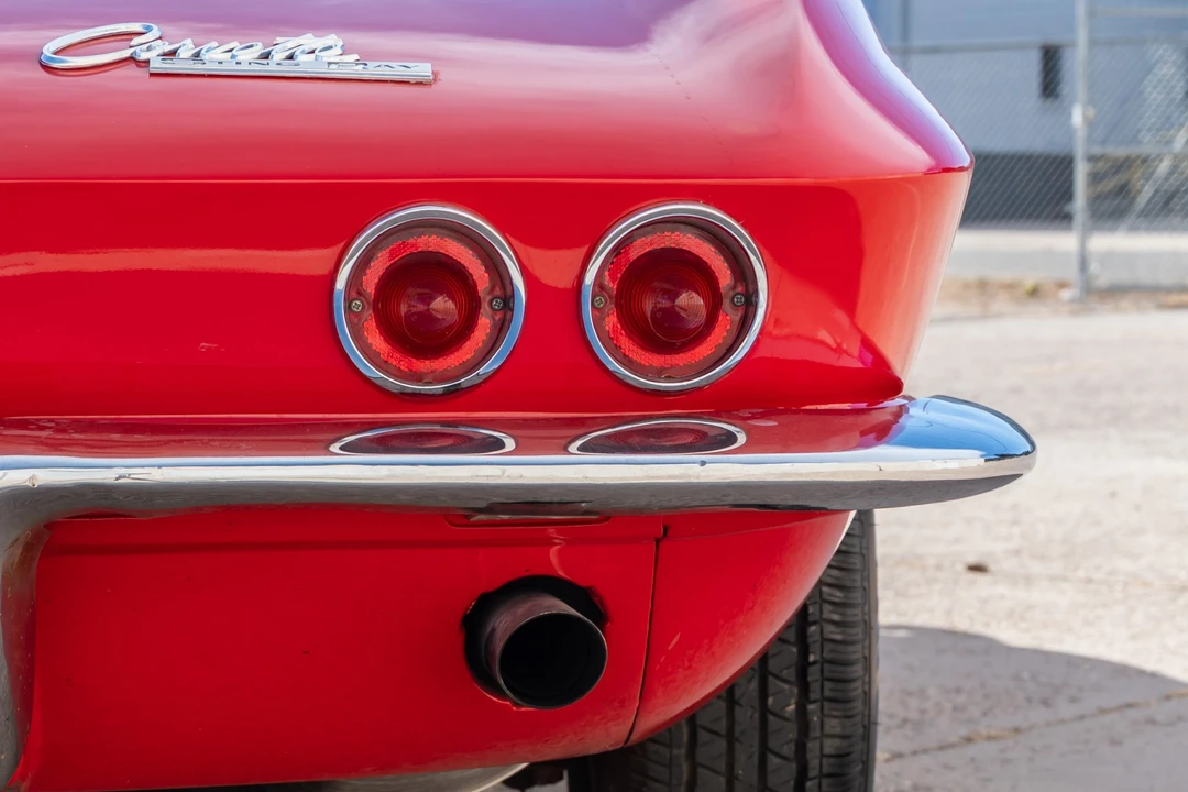 1963 Chevrolet Corvette C2 - Image 15 of 31