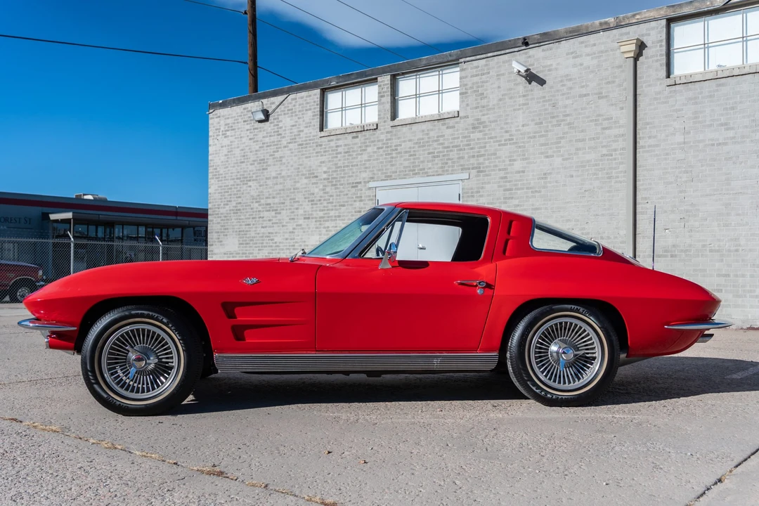 1963 Chevrolet Corvette C2 - Image 7 of 31