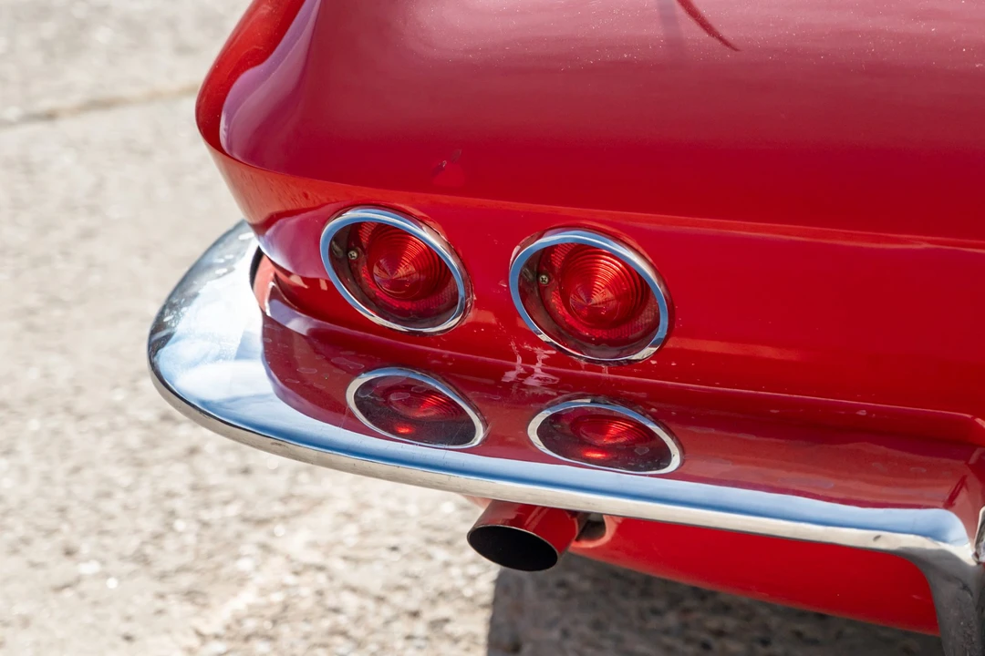 1963 Chevrolet Corvette C2 - Image 16 of 31