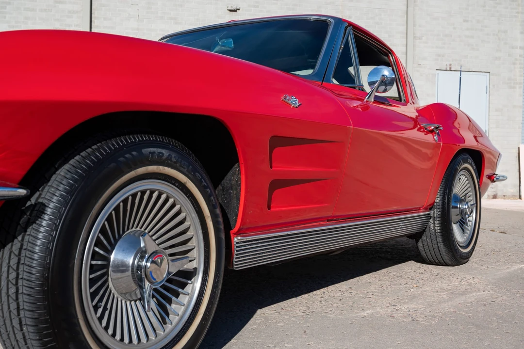 1963 Chevrolet Corvette C2 - Image 19 of 31