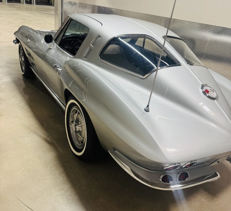 1963 Chevrolet Corvette C2 - Image 26 of 31