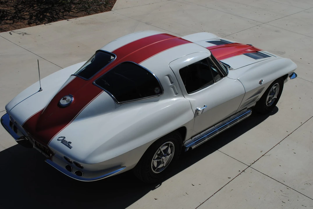 1963 Chevrolet Corvette C2 - Image 18 of 31