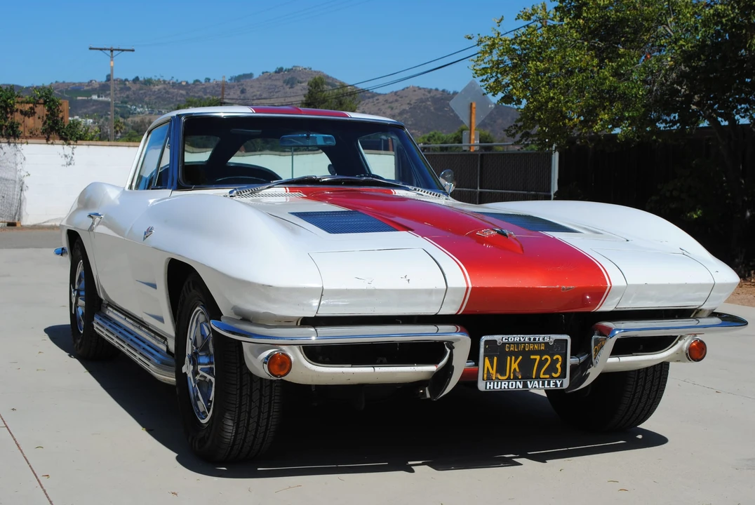 1963 Chevrolet Corvette C2 - Image 9 of 31