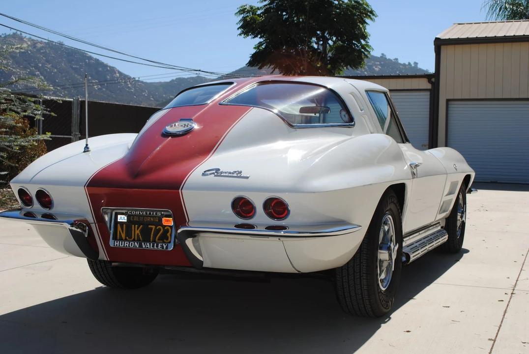 1963 Chevrolet Corvette C2 - Image 21 of 31