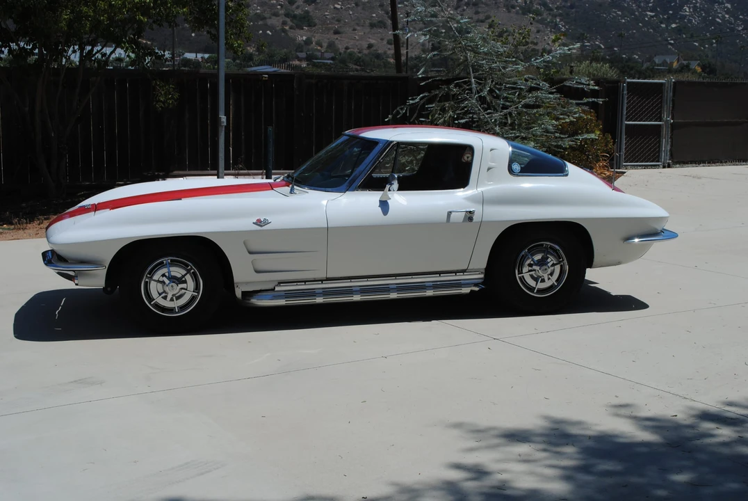 1963 Chevrolet Corvette C2 - Image 30 of 31