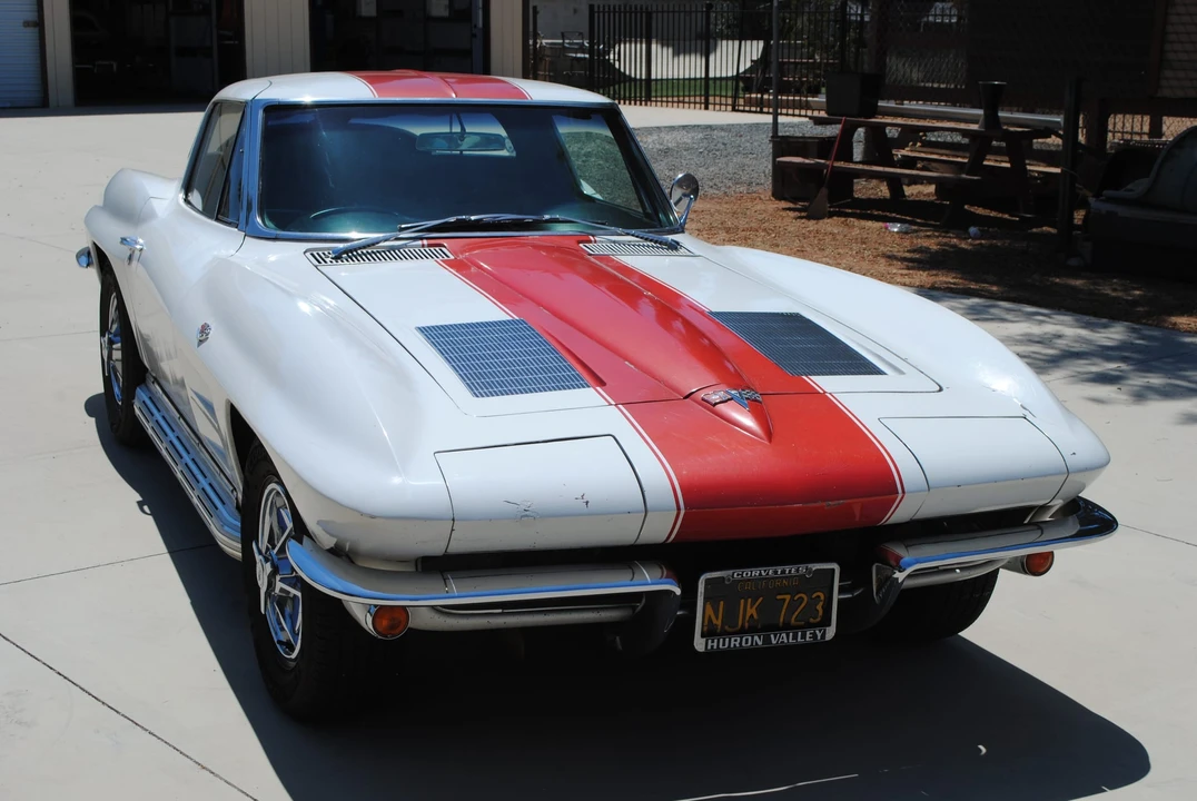 1963 Chevrolet Corvette C2 - Image 11 of 31