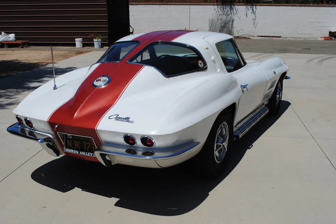 1963 Chevrolet Corvette C2 - Image 20 of 31