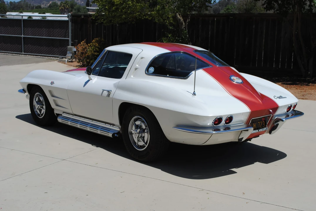 1963 Chevrolet Corvette C2 - Image 27 of 31