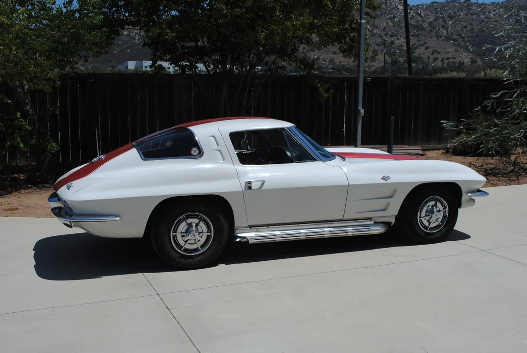 1963 Chevrolet Corvette C2 - Image 17 of 31