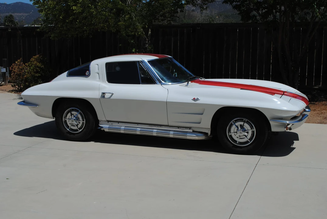 1963 Chevrolet Corvette C2 - Image 15 of 31