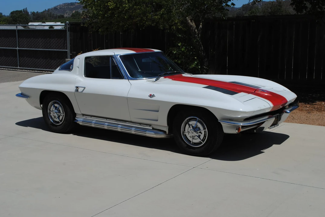 1963 Chevrolet Corvette C2 - Image 14 of 31