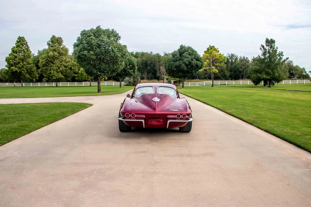 1963 Chevrolet Corvette C2 - Image 18 of 31