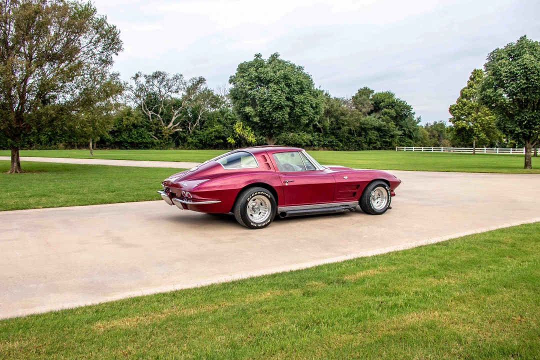 1963 Chevrolet Corvette C2 - Image 14 of 31