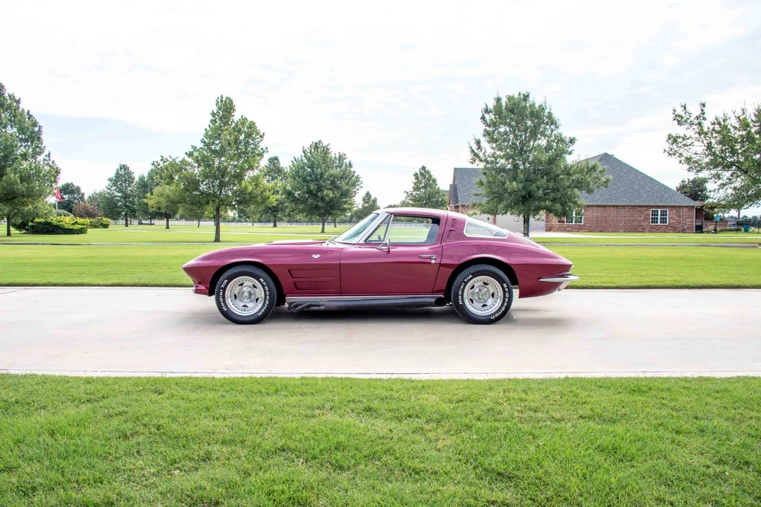 1963 Chevrolet Corvette C2 - Image 25 of 31