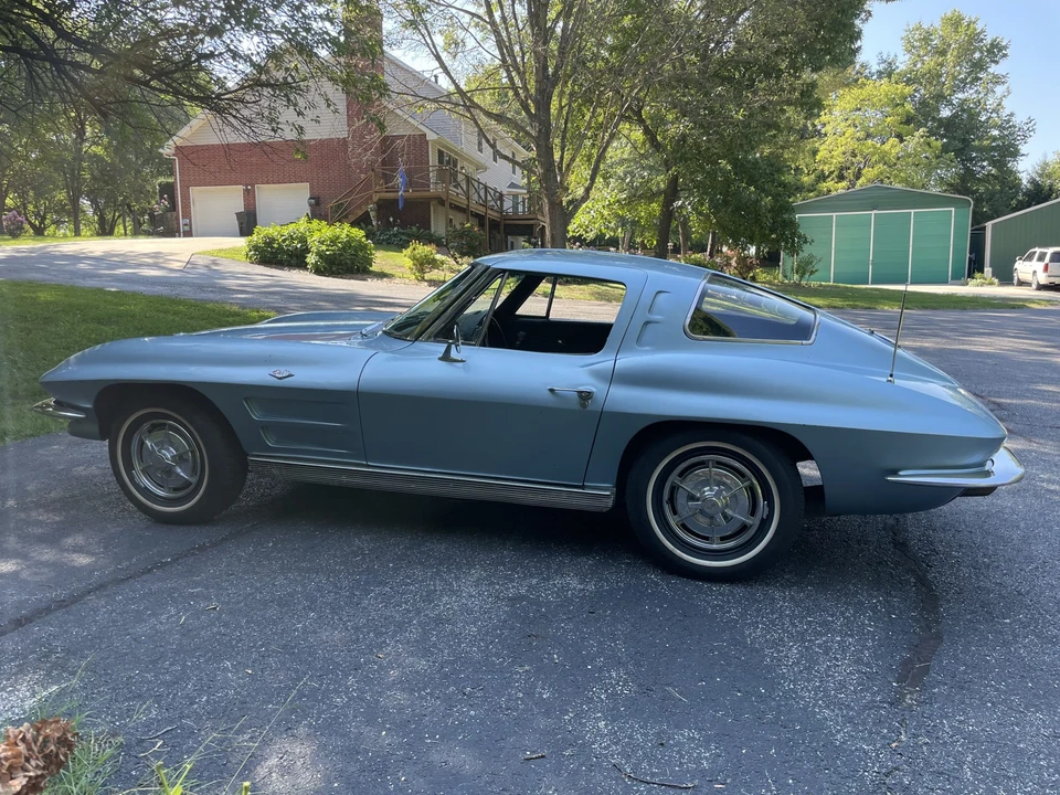 1963 Chevrolet Corvette C2 - Image 3 of 31