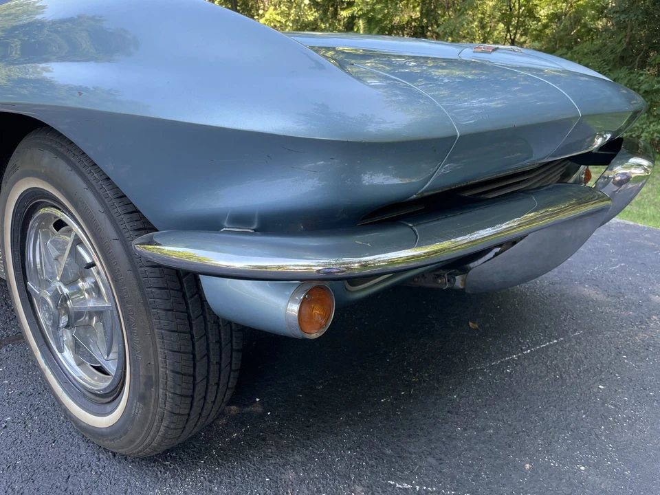 1963 Chevrolet Corvette C2 - Image 30 of 31