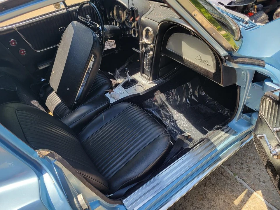 1963 Chevrolet Corvette C2 - Image 28 of 31