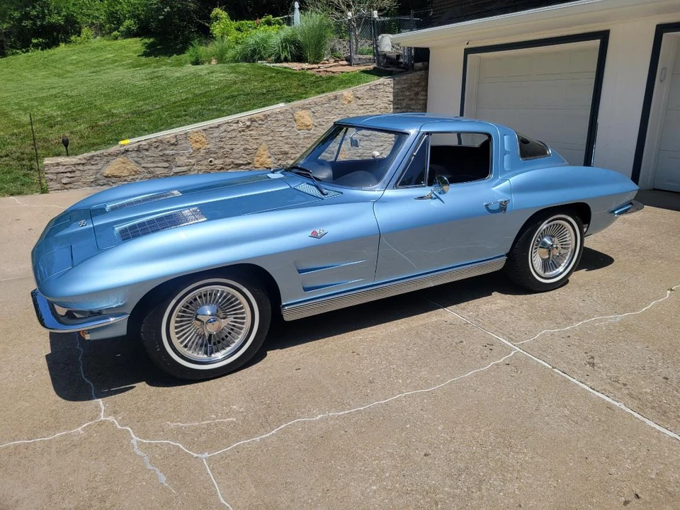 1963 Chevrolet Corvette C2 - Image 2 of 31