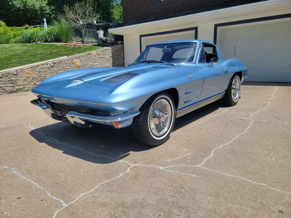 1963 Chevrolet Corvette C2 - Image 3 of 31