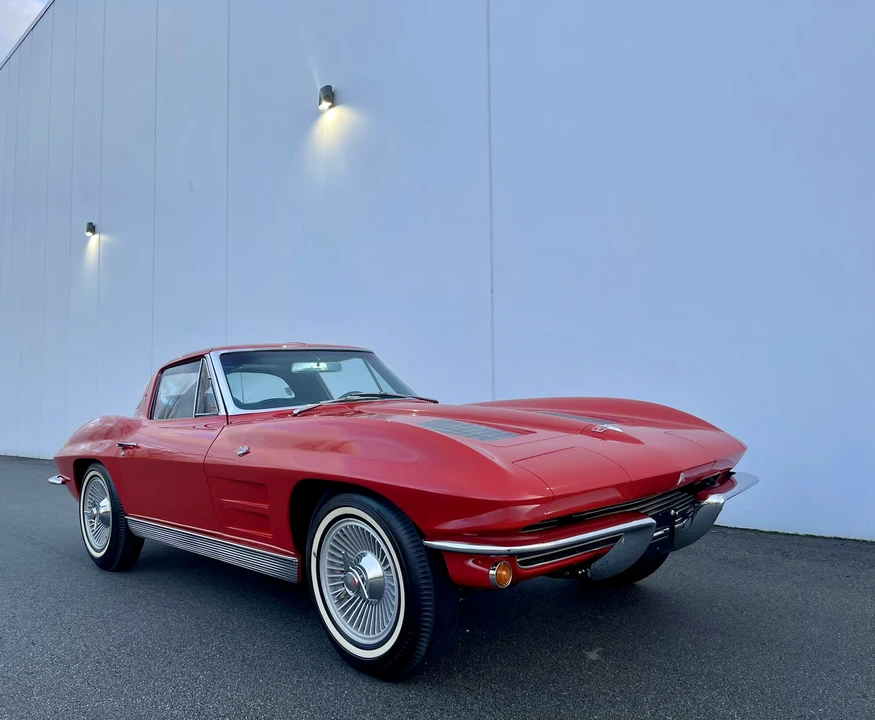 1963 Chevrolet Corvette C2 - Image 11 of 31
