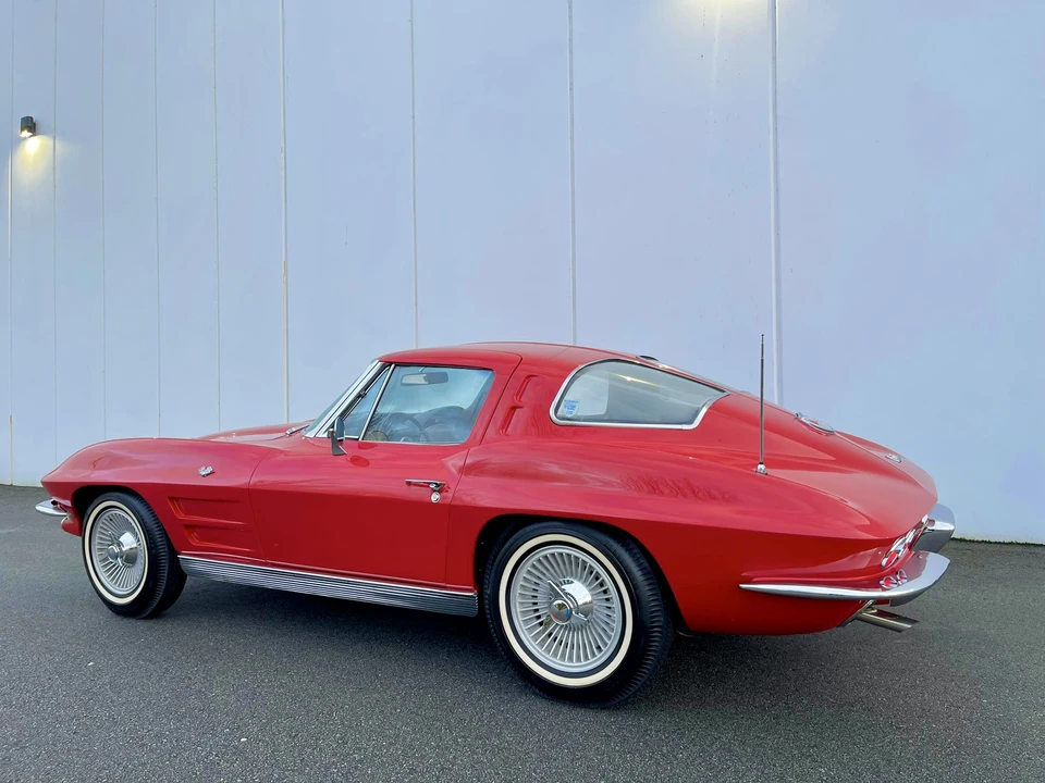 1963 Chevrolet Corvette C2 - Image 28 of 31