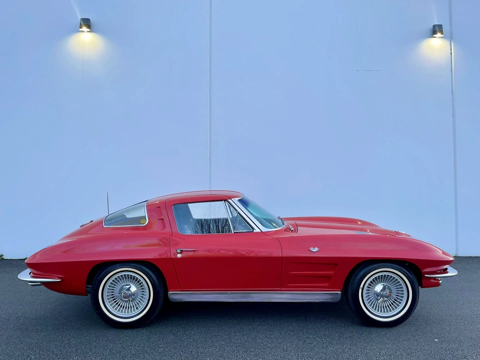 1963 Chevrolet Corvette C2 - Image 14 of 31