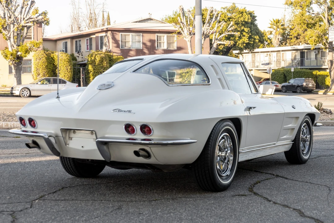 1963 Chevrolet Corvette C2 - Image 6 of 31