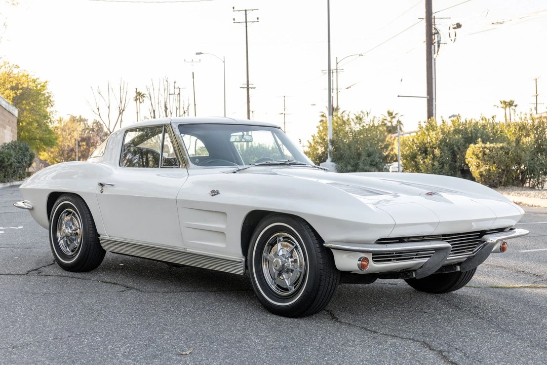 1963 Chevrolet Corvette C2 - Image 8 of 31