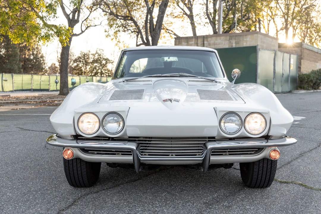1963 Chevrolet Corvette C2 - Image 12 of 31