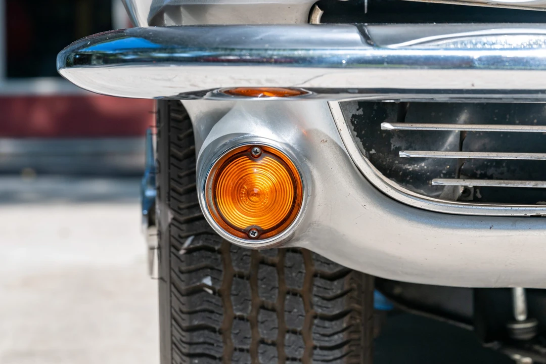 1963 Chevrolet Corvette C2 - Image 30 of 31
